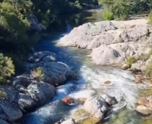 La Roulotte Au Coeur Du Maquis