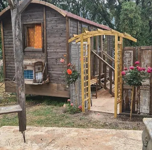 Lodge La Roulotte Au Coeur Du Maquis Carbuccia